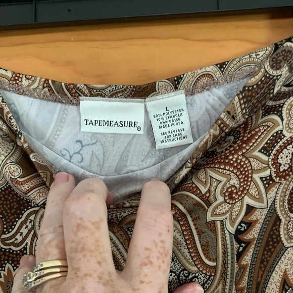 Great little skirt for work or play - Picture 3 of 3